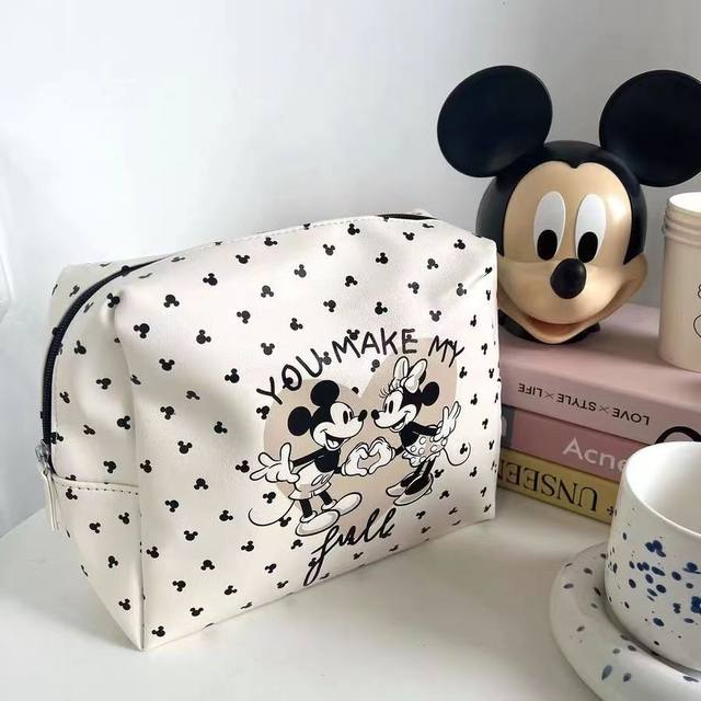 Disney Mickey & Minnie Weekender, Backpack, Crossbody, 2 Makeup outlet Bags & Wallet