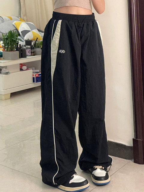 Women's nike vintage discount pants