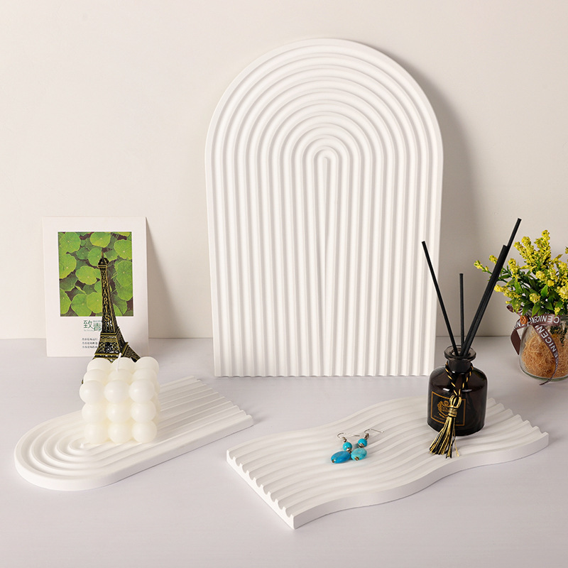 Description Picture 2 of itemU Shape Tray Silicone Mold DIY Gypsum Concrete Cement Arch Coaster Resin Craft Molds Home Decor Making Storage Dish Art Orament