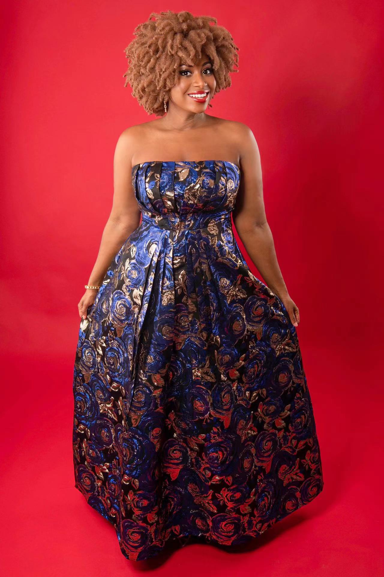 Glamorous blue jacquard flower bloom 