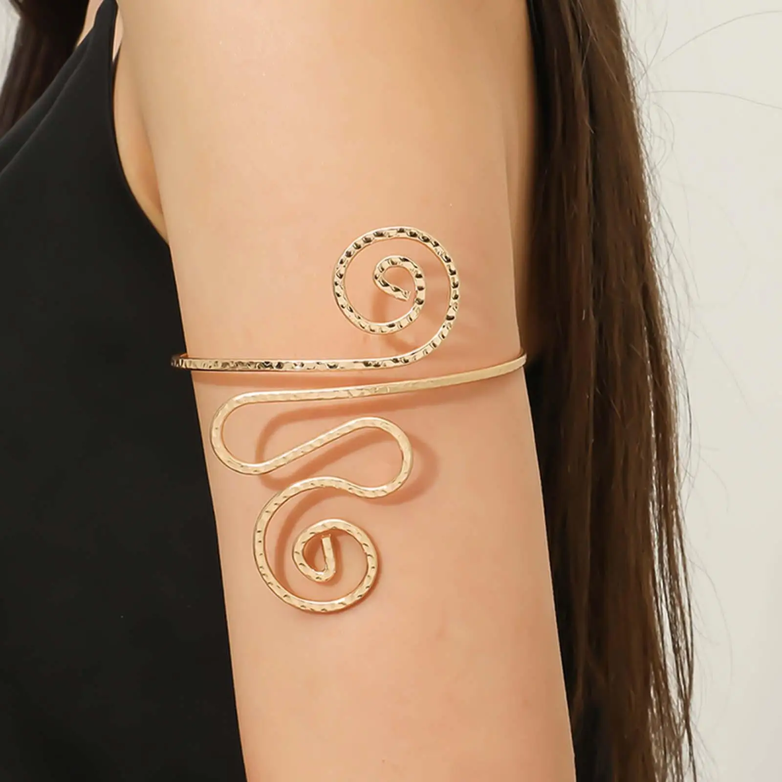 Bohemian Upper Arm Bracelet Alloy Classic Spiral Shape Arm Band Fashion Arm cuffs Bangle for Banquet Wedding Prom Date Party