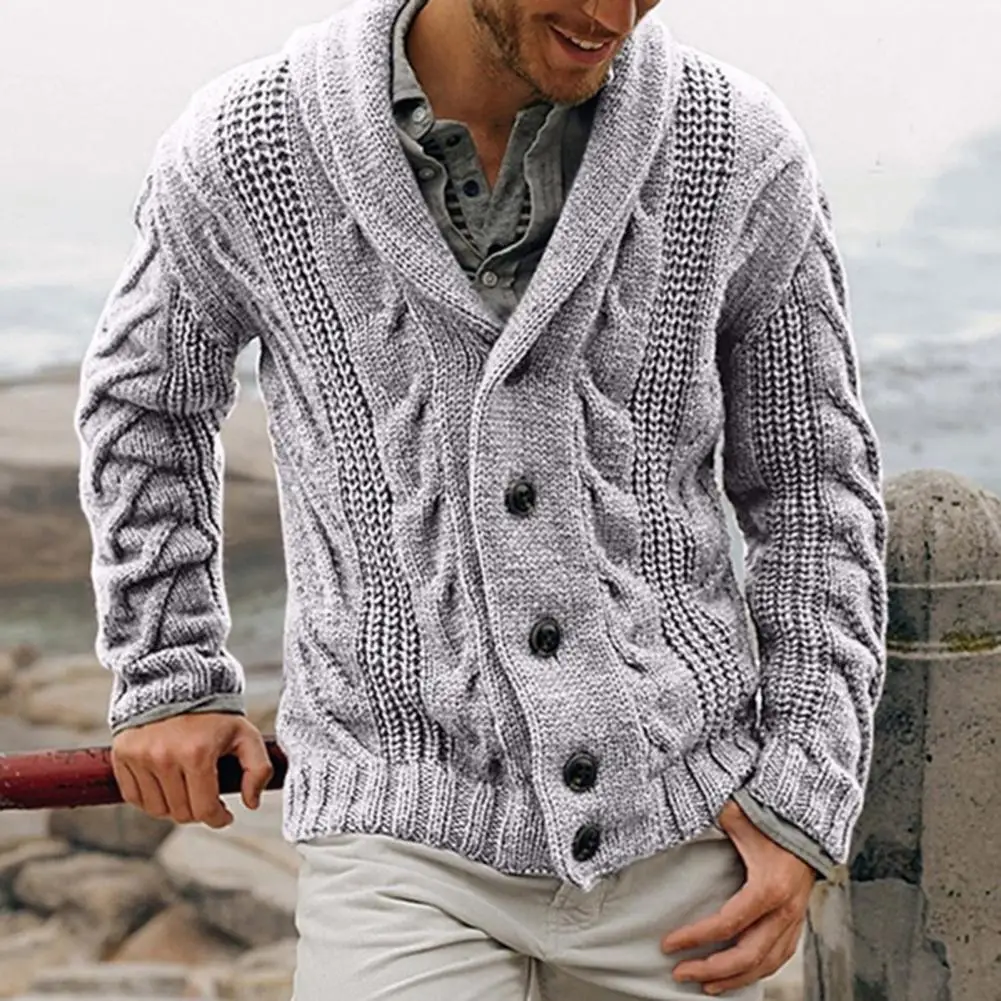 Широкие плечи, деним и дедушкин свитер: 7 трендов мужской моды с выставки Pitti Uomo