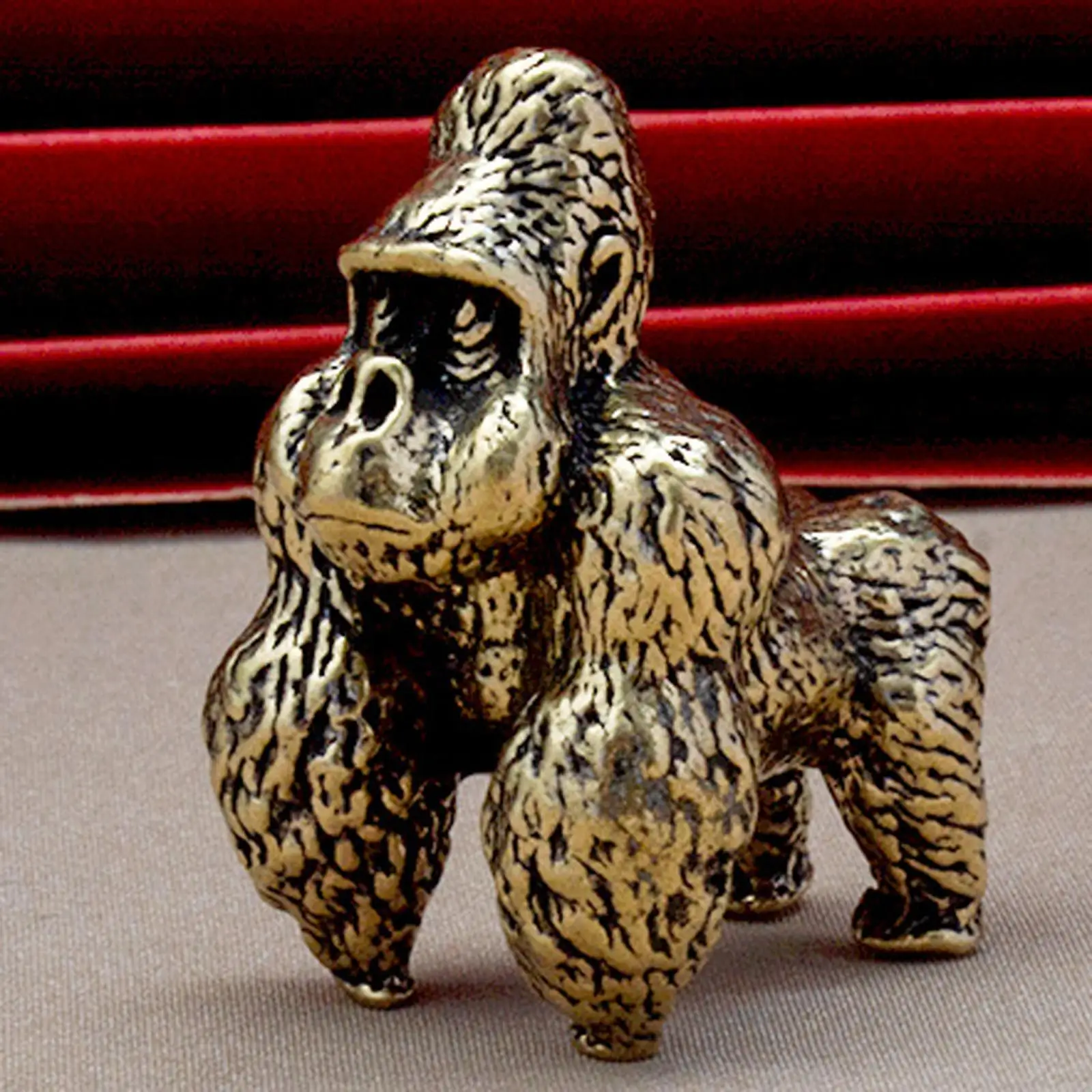 Mini Gorilla Sculpture Home Decor Simple Small Animal Statue Modern Brass Gorilla Ornament for Home Shelf Tea Room Bedroom Desk