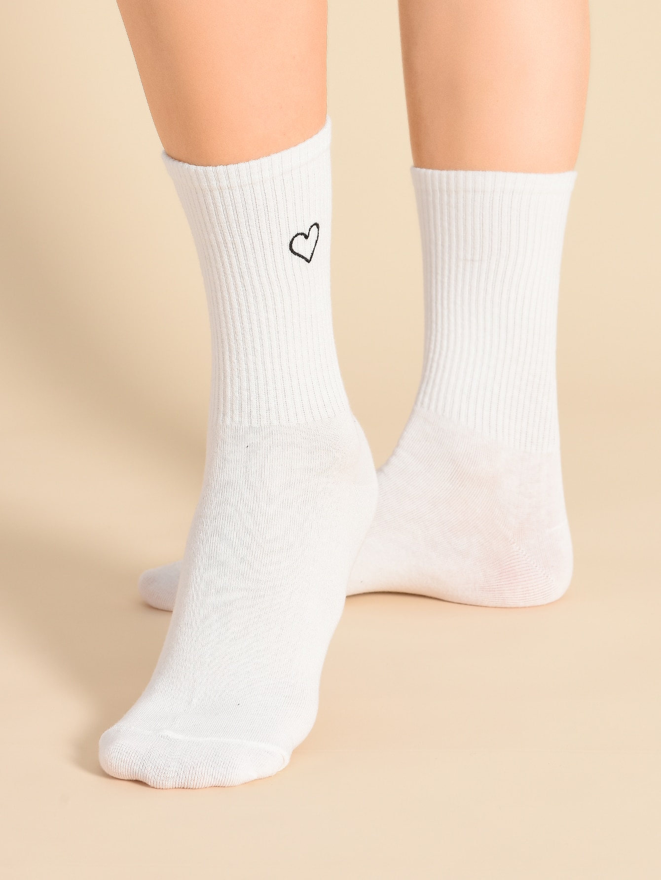 Title 4, 2 Pairs Middle Tube Socks Black and White Socks...