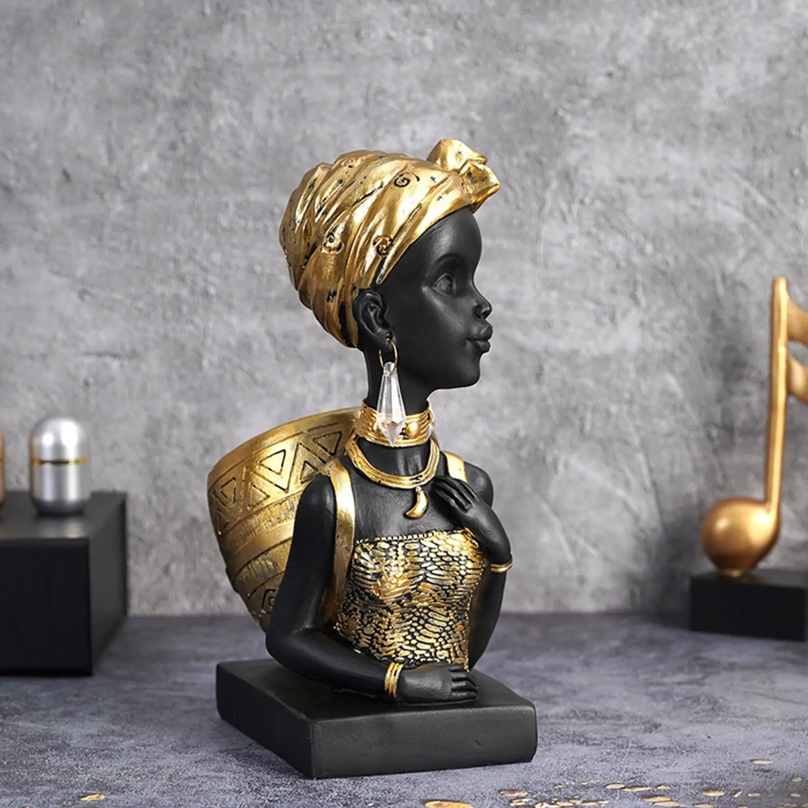 Decorative Lady Statue Sculpture African Collectible Resin Ornament Decor for Bookshelf Bedroom Decor Hotel Desk