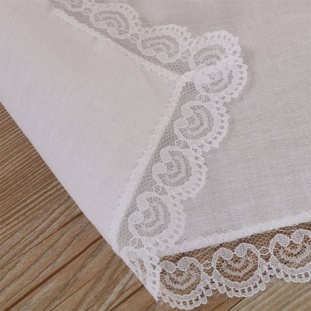 Fashion Personalized White Wedding Handkerchief with Crocheted Scalloped Lace