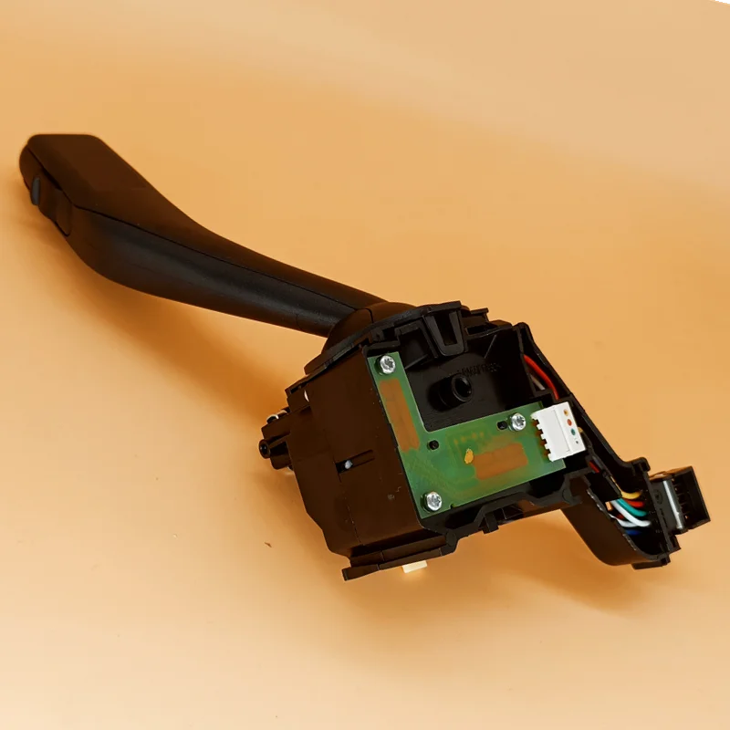 Interruptor compatible con distintos modelos del grupo Volkswagen