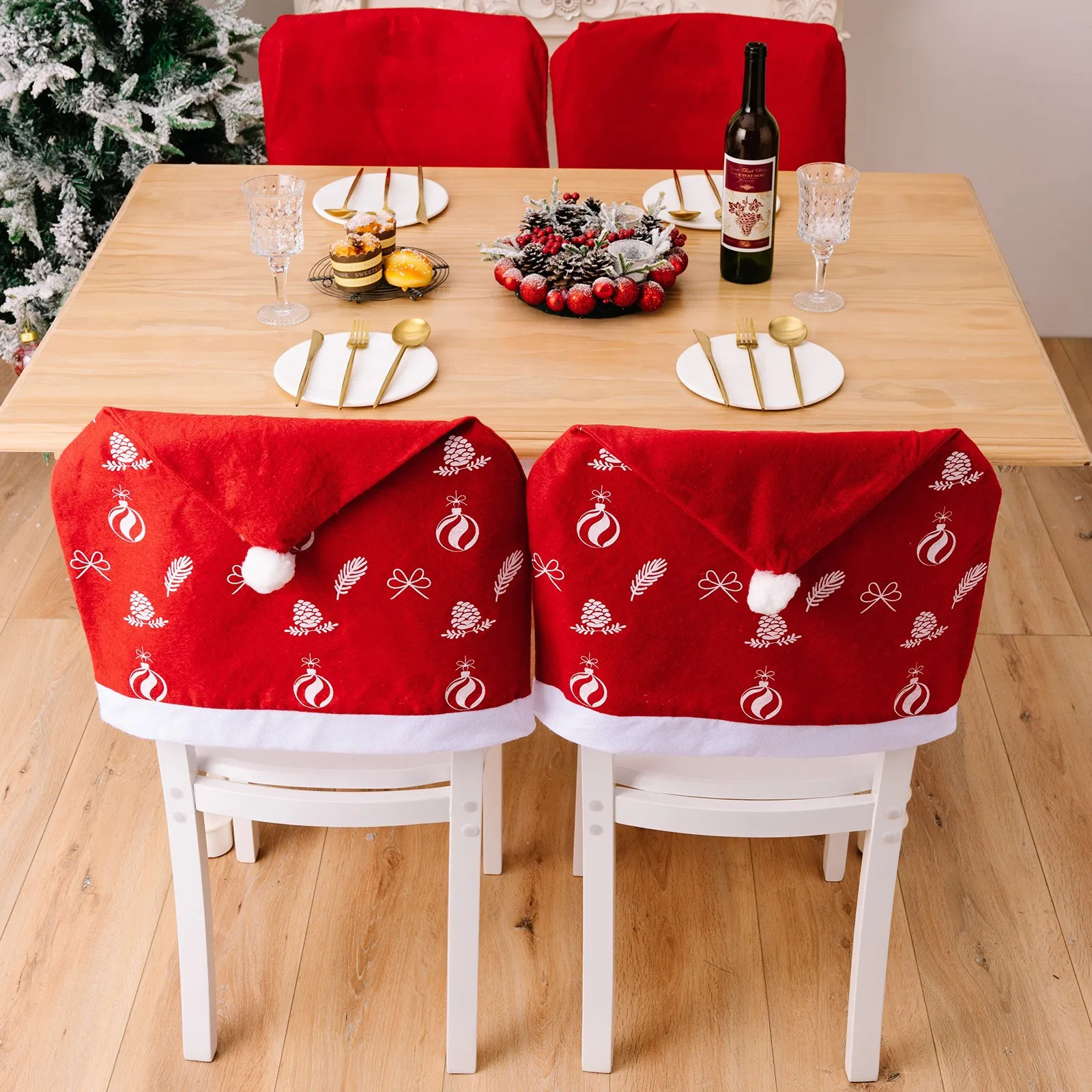 Красивое новогоднее украшение стульев, чехлы гномик дед мороз снеговик