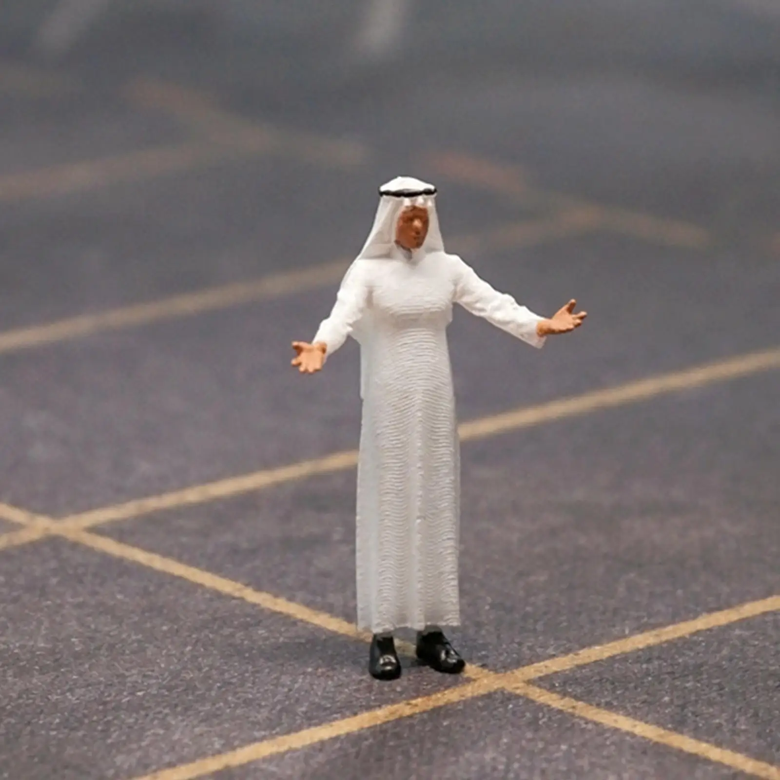 Resin 1:64 People Figures Tiny People Model for DIY Scene Diorama Decoration