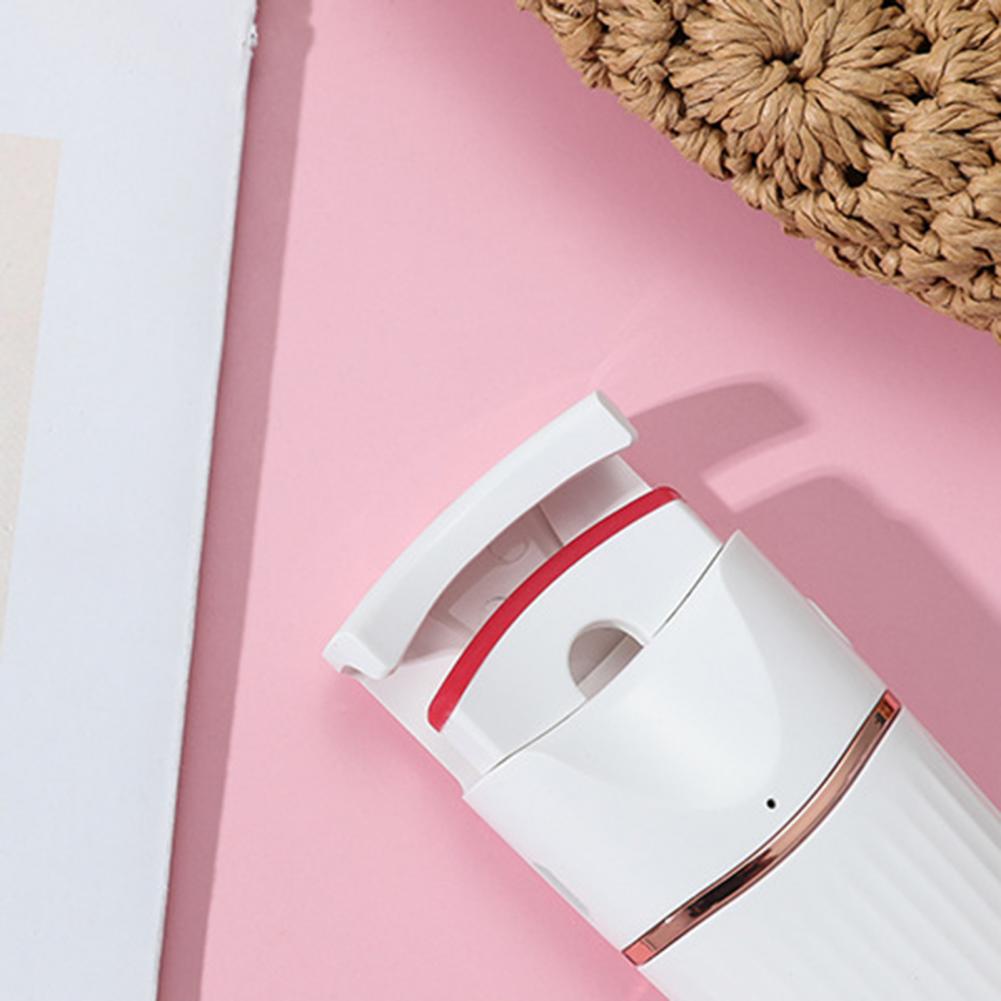 Eyelash Curler Image 4