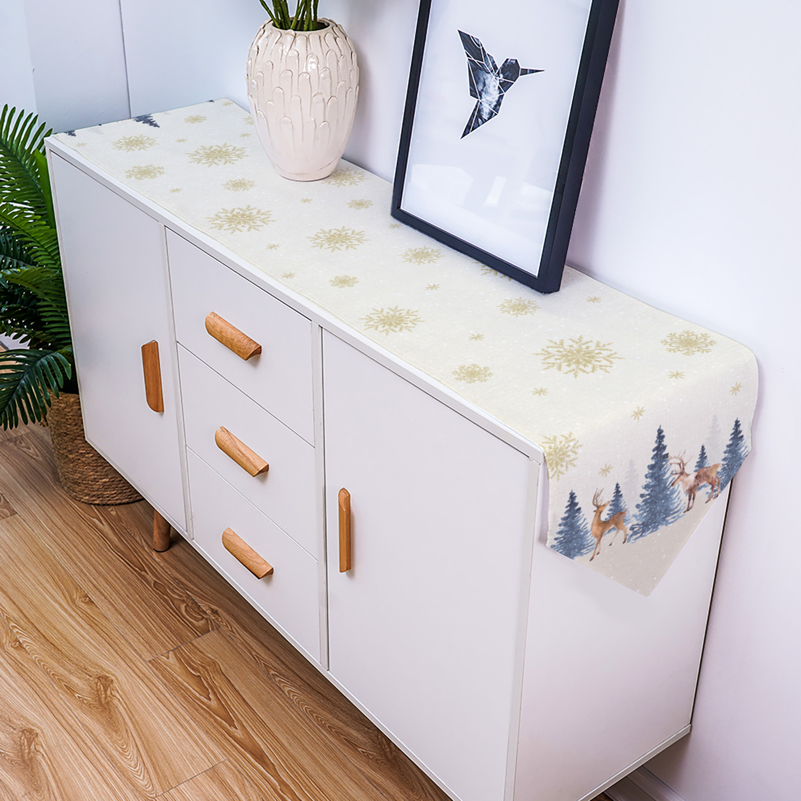 Description Picture 5 of itemChristmas Snowflake Elk Linen Stain Resistant Table Runner Christmas Dinner Party Wedding Table Runner Kitchen Table Decorations