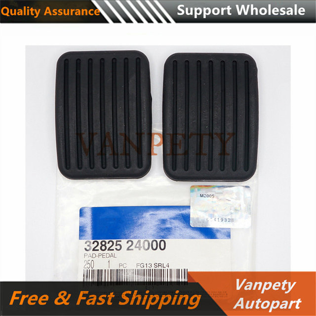 2 Couvre-pédales En Caoutchouc Pour Frein/embrayage - Compatible Hyundai (Accent, Elantra...), Référence 3282524000