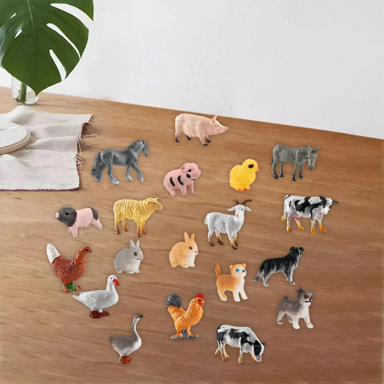 19 Pieces Farm Animal Model Set Dog Horse Chicken for Educational Learning Toys
