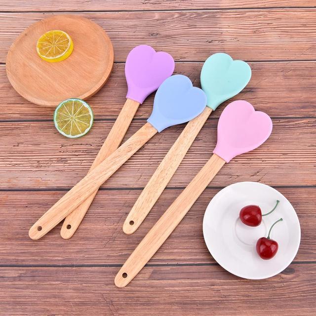 Heart-shaped Silicone Spatula - Durable Wooden Handle Kitchen Spoon For  Easy Cooking And Baking - Temu