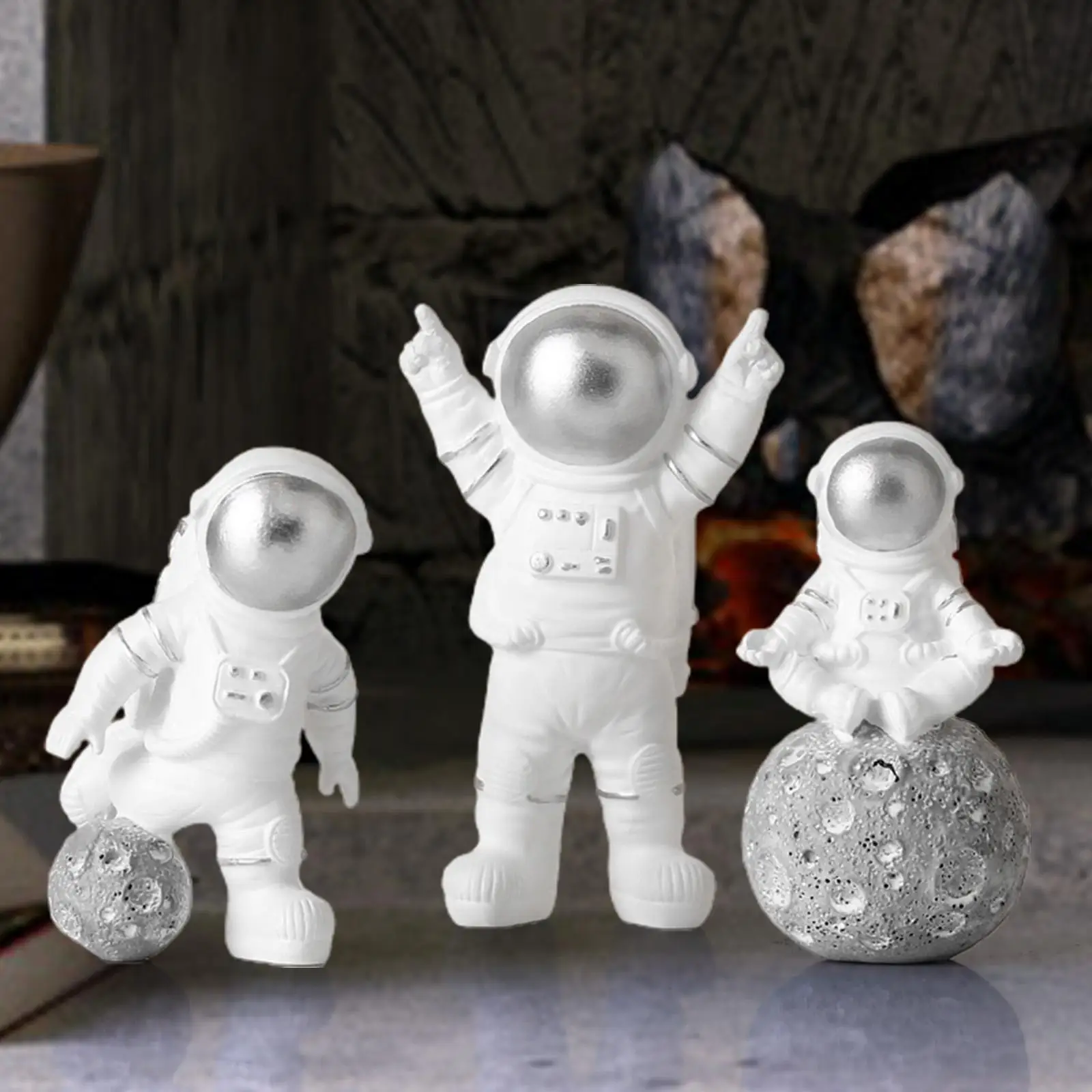 3Pcs Spaceman Figurines Miniatures Resin Craft Astronaut Statue Ornament
