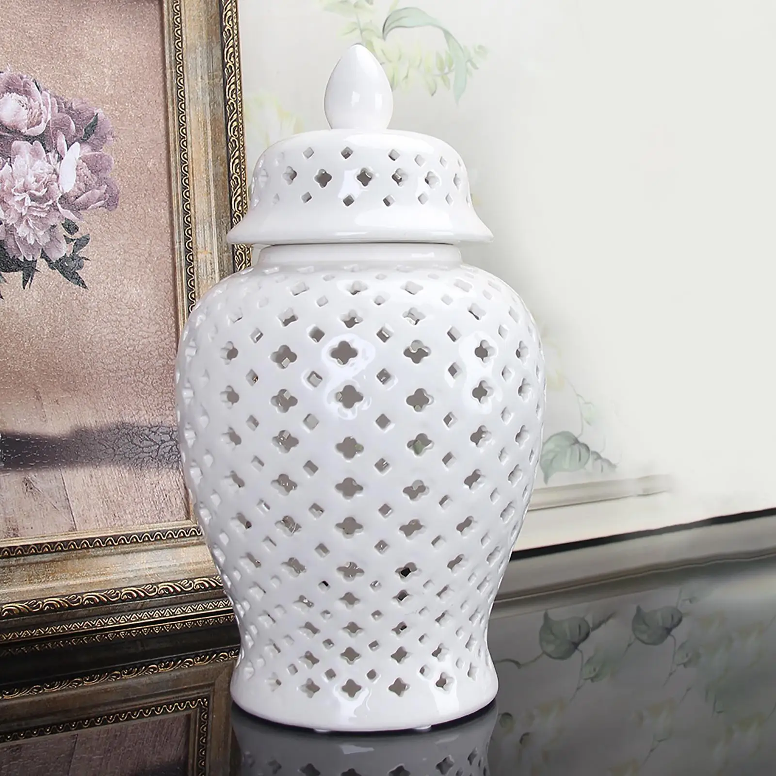 Porcelain Ginger Jar with Lid Collectable Lantern Decorative Handicraft Universal Lattice Jar Vase for Storage Decor Decoration