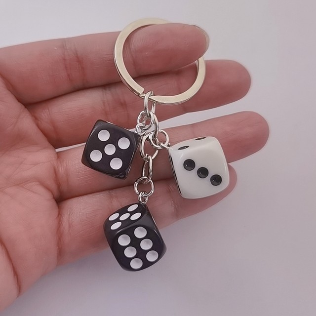 Triktopz DICE KEY CHAIN WHITE