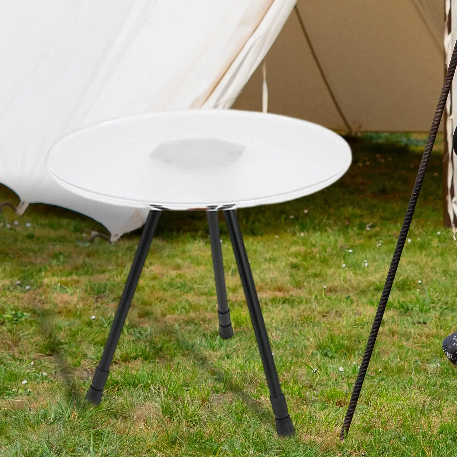 Portable Triangular Round Table Foldable Stable Multifunction Three Legged Telescopic Lift Dining Desk for Garden Picnic Party