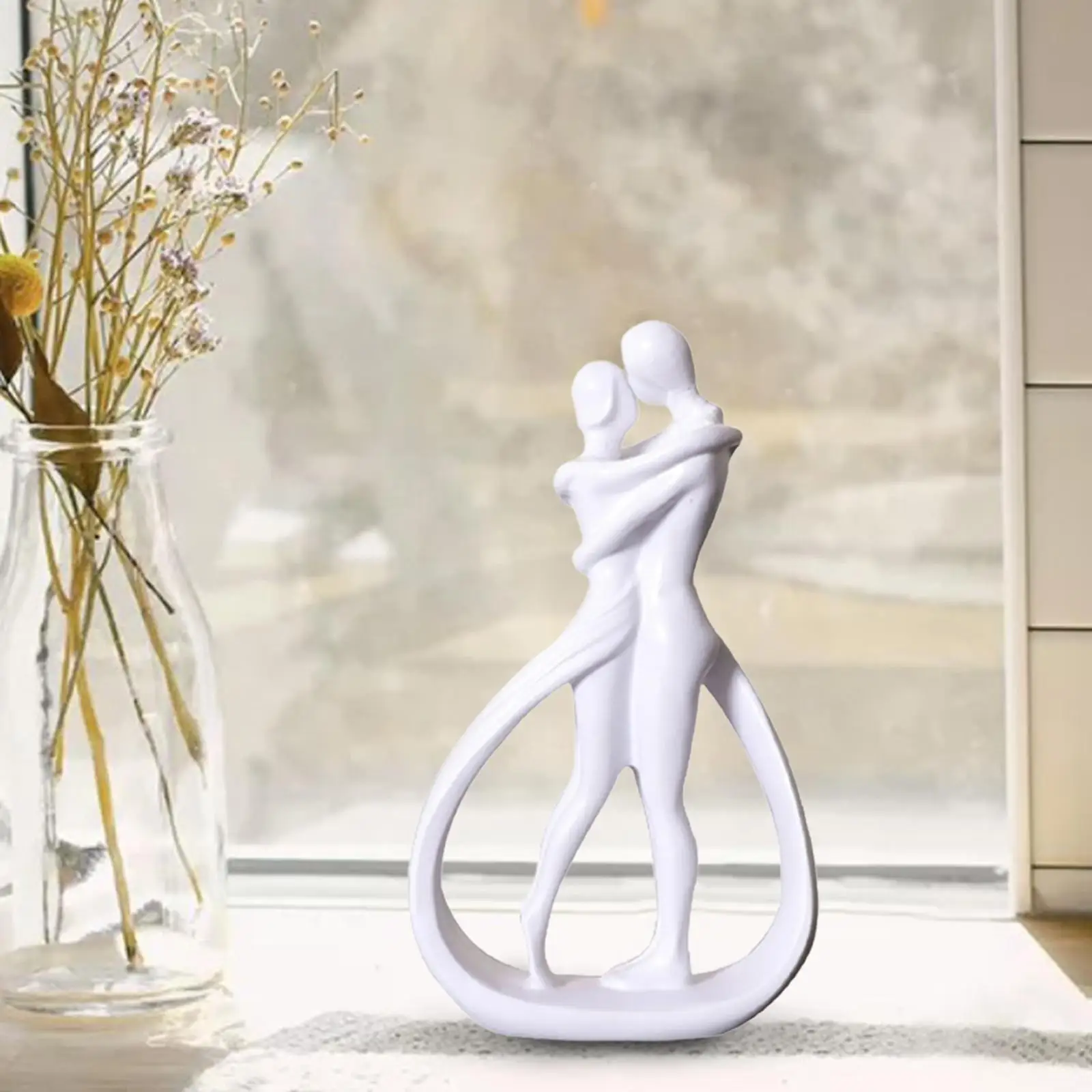 Couple Statue Romantic Modern Desktop Ornament for Office Desk Home Decor