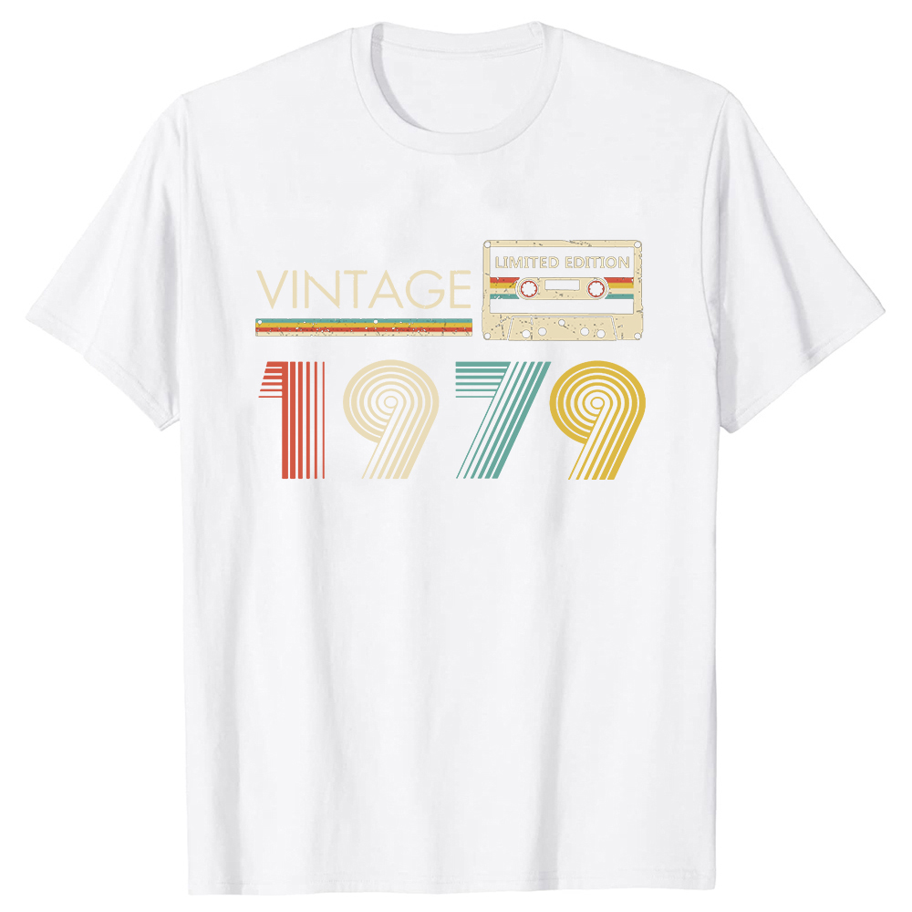 Klassische 1979 Vintage Geburtstag Kassette Est 1979 Edition T Shirts Sommer Grafik Baumwolle Streetwear Kurzarm Geschenke T-shirt – Detail 3
