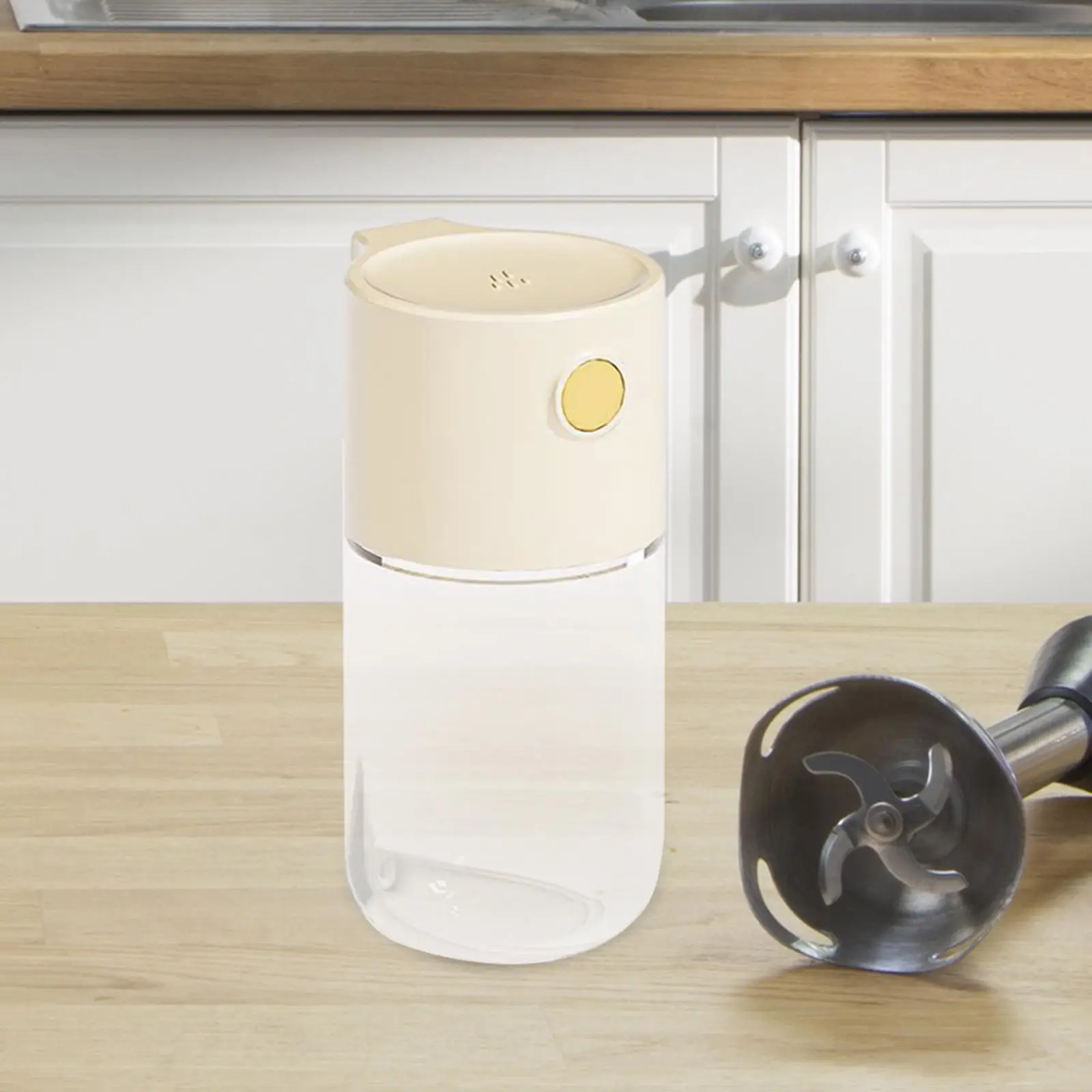 Condiment Container Push Type Kitchen Gadget Tool Measuring Seasoning Bottle Ration Spice Dispenser Quantitative Salts Shaker