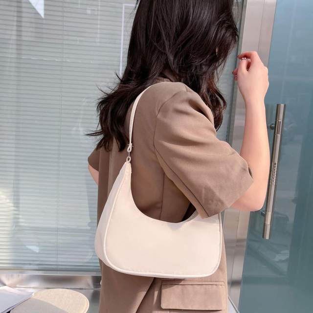 Top Quality Re Edition Underarm Bag Leather Shoulder Bags Womens Hobo  Crossbody Purse Handbags Free Delivery Clutch Bag Totes From Aimeixin888,  $23.72