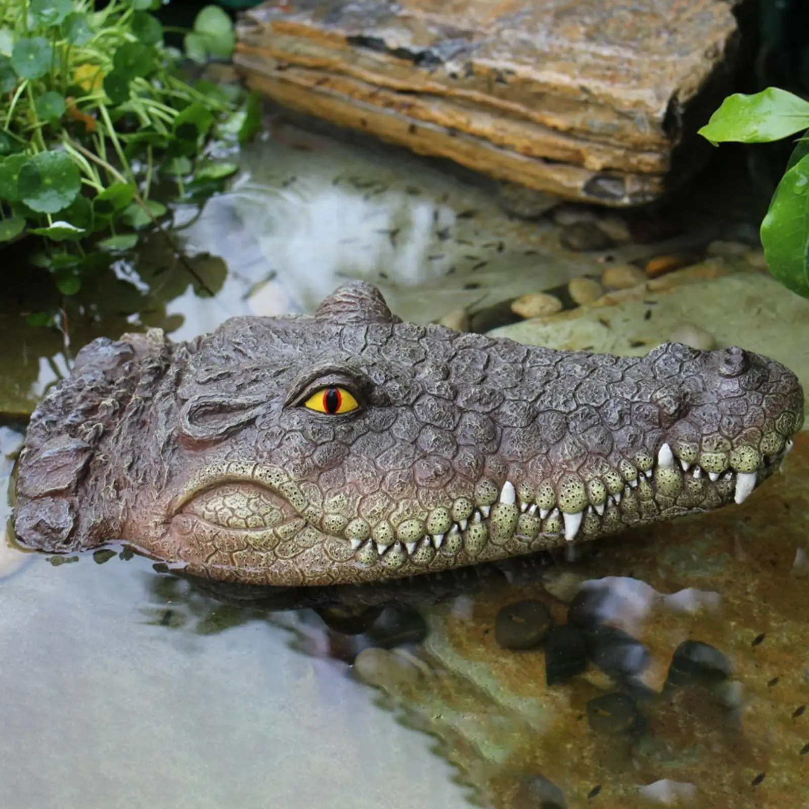 Simulation Floating Crocodile Head Water Decoy Prank Toy Alligator Head Gator Head for Pool Pond Patio Decoration Ornament
