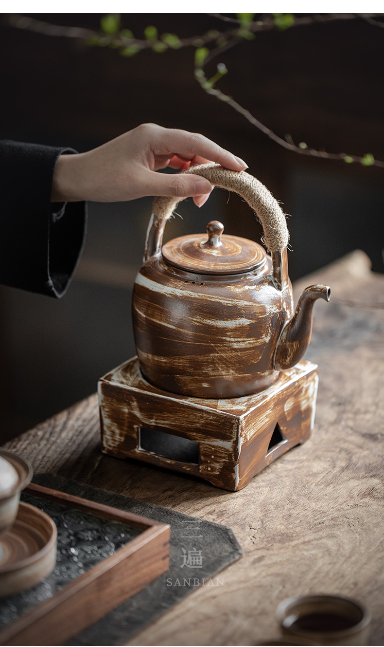Shadow White Teapot_10.jpg