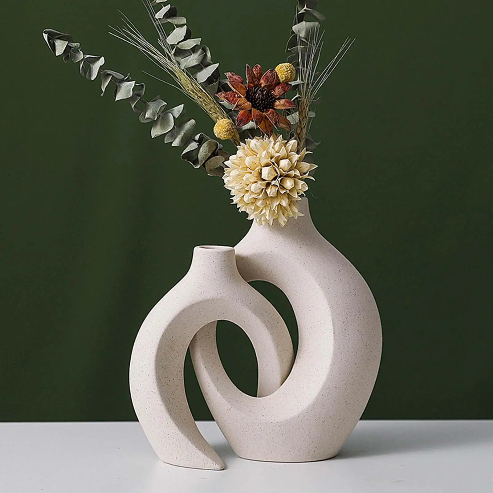 2 Pieces Nordic Style Flower Vase Flower Arrangements Planter Pots Tabletop Centerpieces Statue Decorative Bud Vase for Entrance