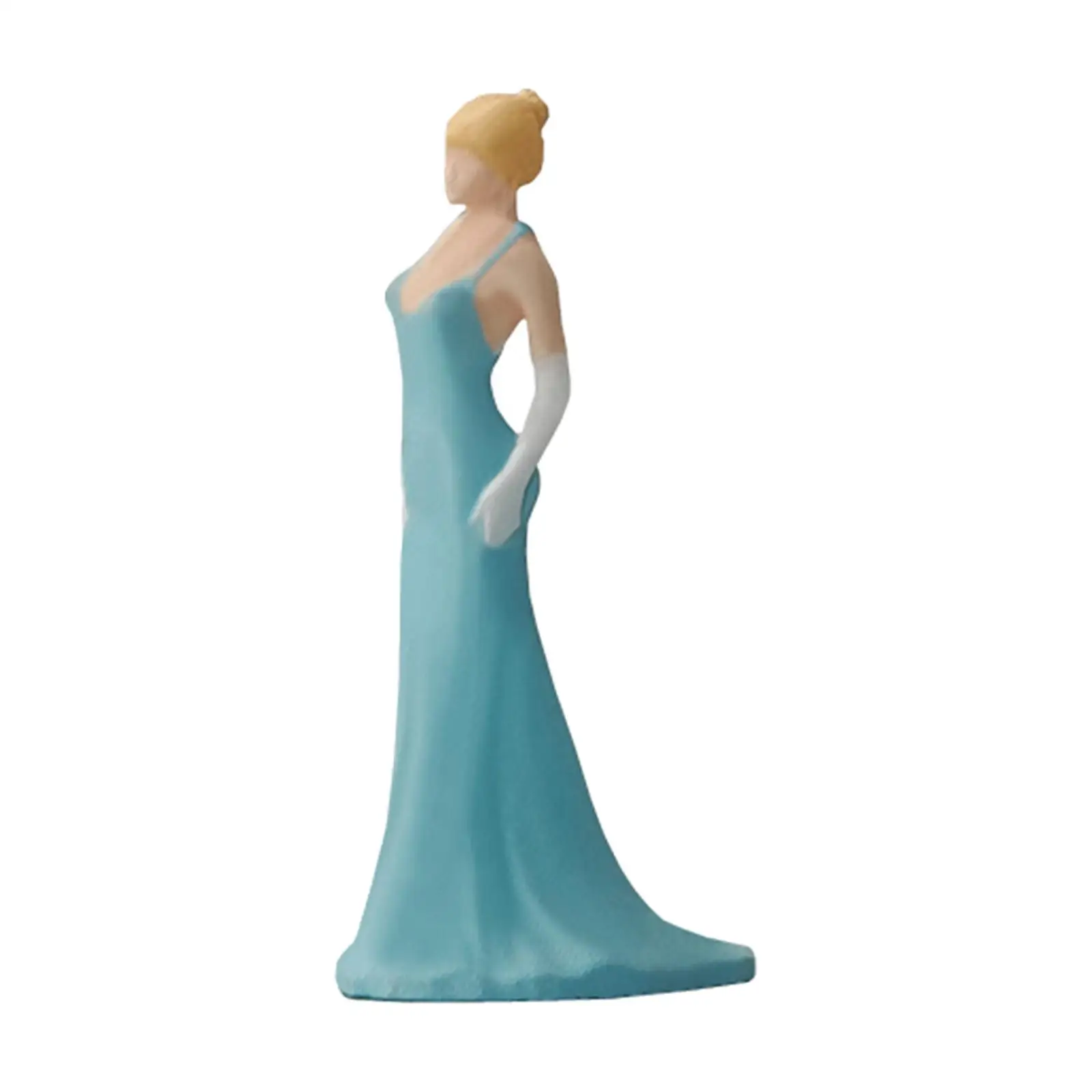 1/64 Woman Model Resin Miniature Girl Model for DIY Scene Desktop Decoration