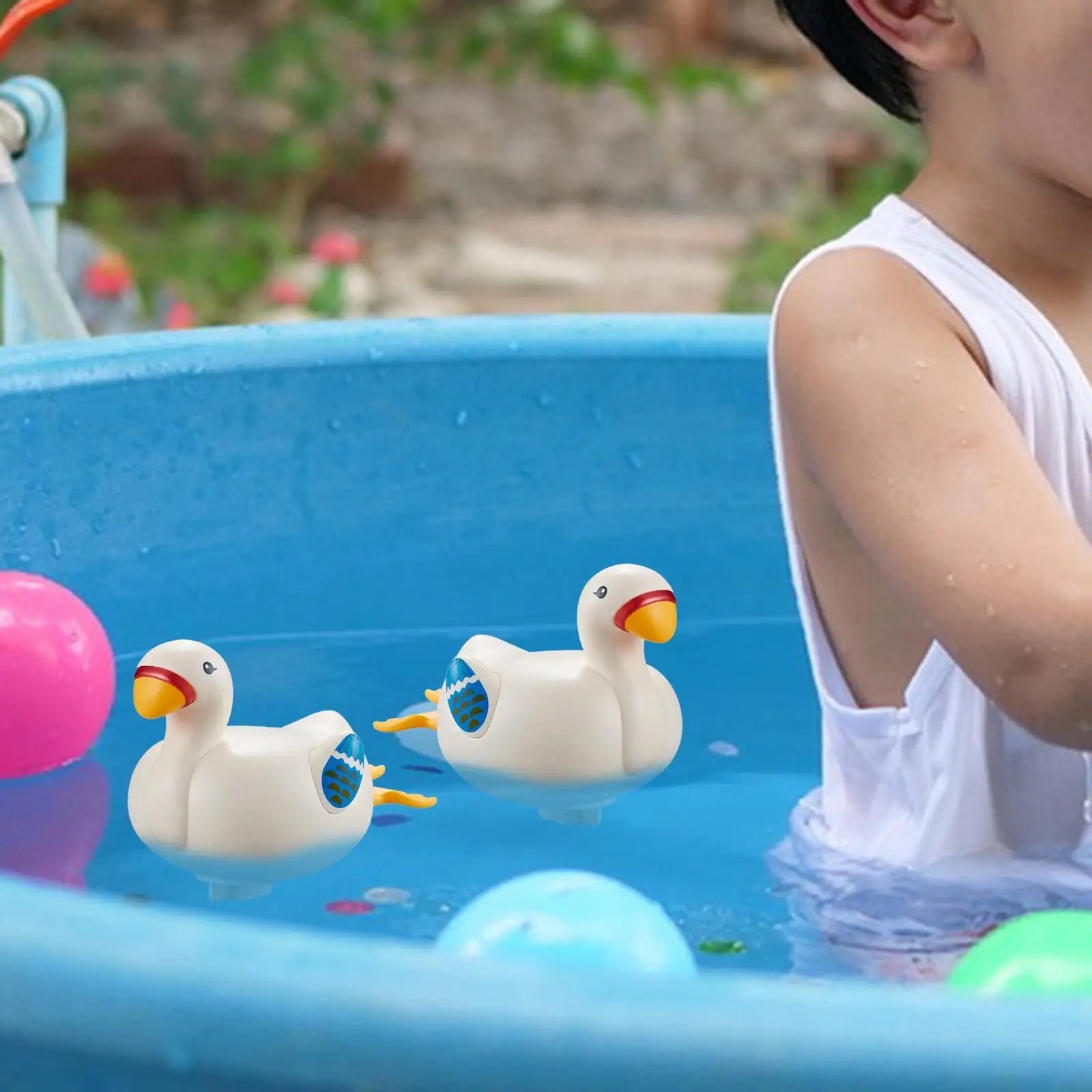 Fun Swan Bath Toys pool Time Outdoor Activities Toy Water Spraying bath Animal Bath Toy for Swimming