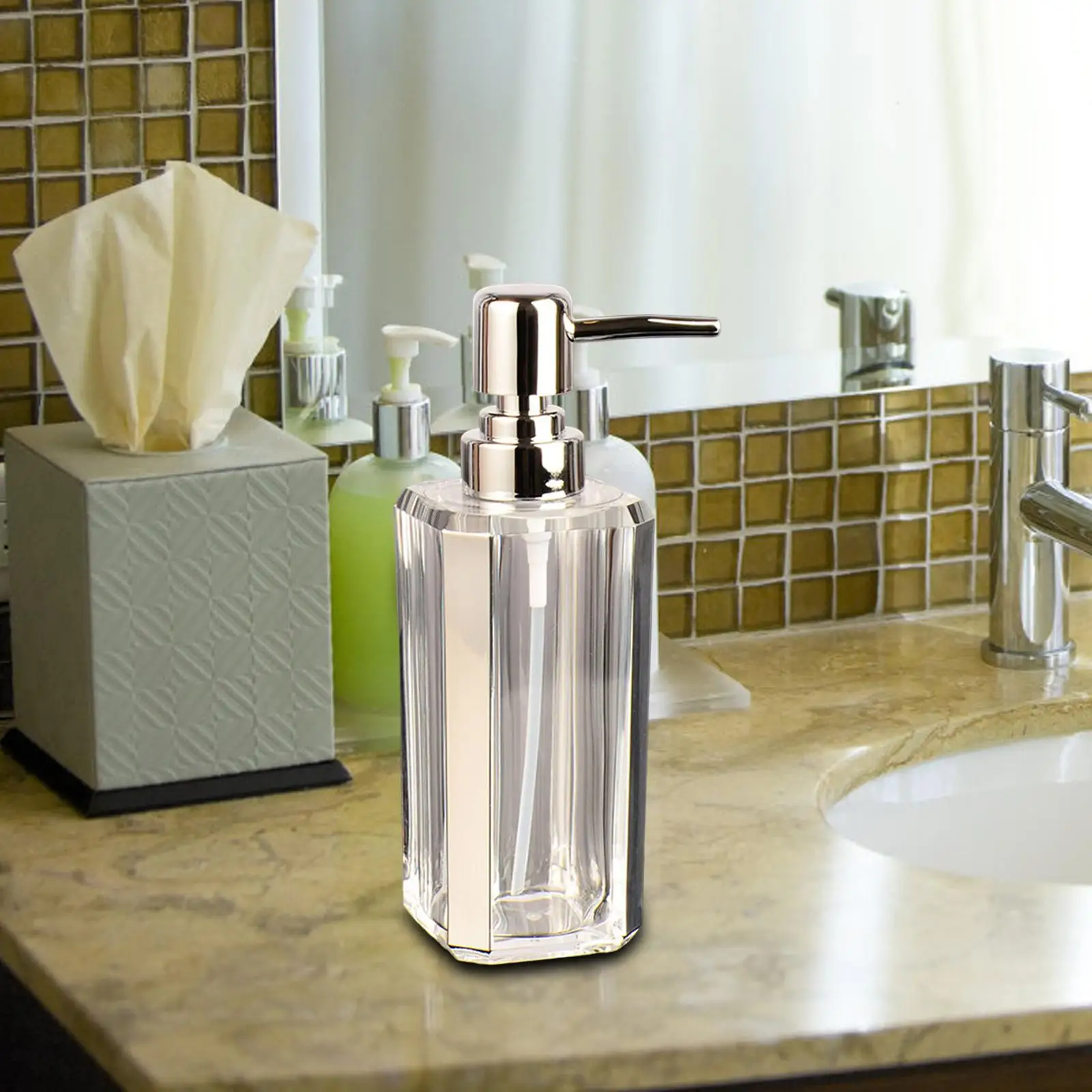 Soap Dispenser Portable 180ml Refillable Empty Bottle with Pump Lotion Pump Dispenser for Restaurant Kitchen Conditioner