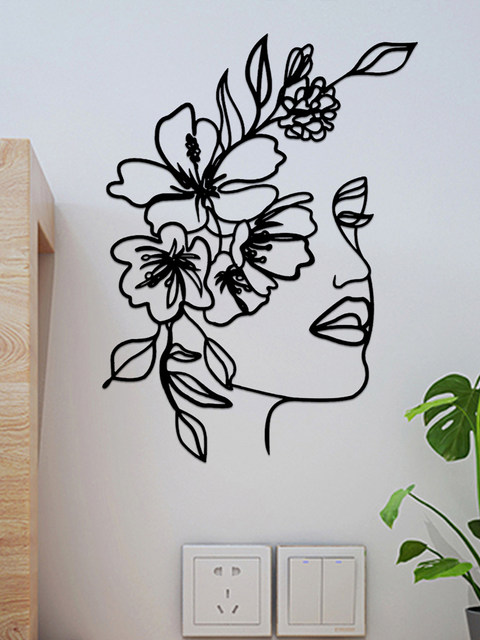 Modern Metal outlet Outline Faces Wall Decor in Black