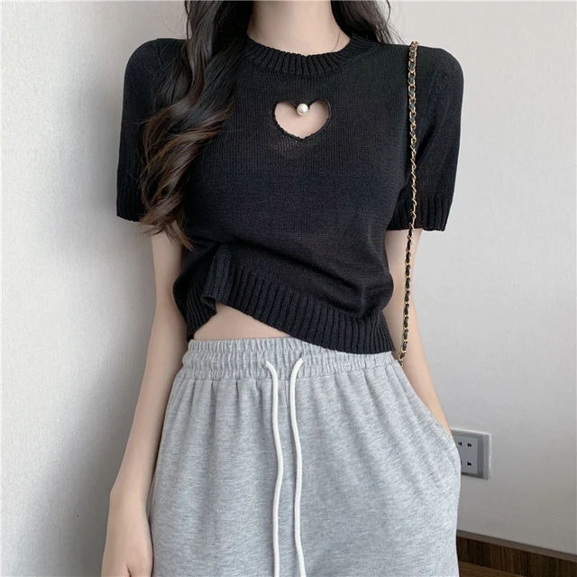 Short-Sleeve Plain Heart Shape Cut Out Slim Fit Crop Top