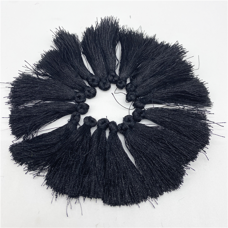 Description Picture 3 of item20pcs/Lot 4cm Polyester Small Tassels Fringe Cotton Tassels Trim For Sewing Curtains Accessories DIY Home Wedding Decoration