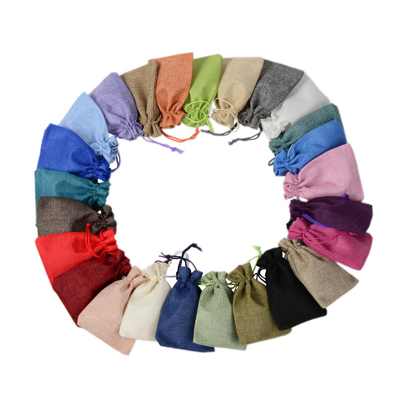 5 Stück Multisize Jute Sackleinen Leinen Kordelzug Tasche Weihnachten Halloween Geschenktüten Hochzeit Geburtstag Party Süßigkeiten Schokolade Verpackungsbeutel – Detail 5