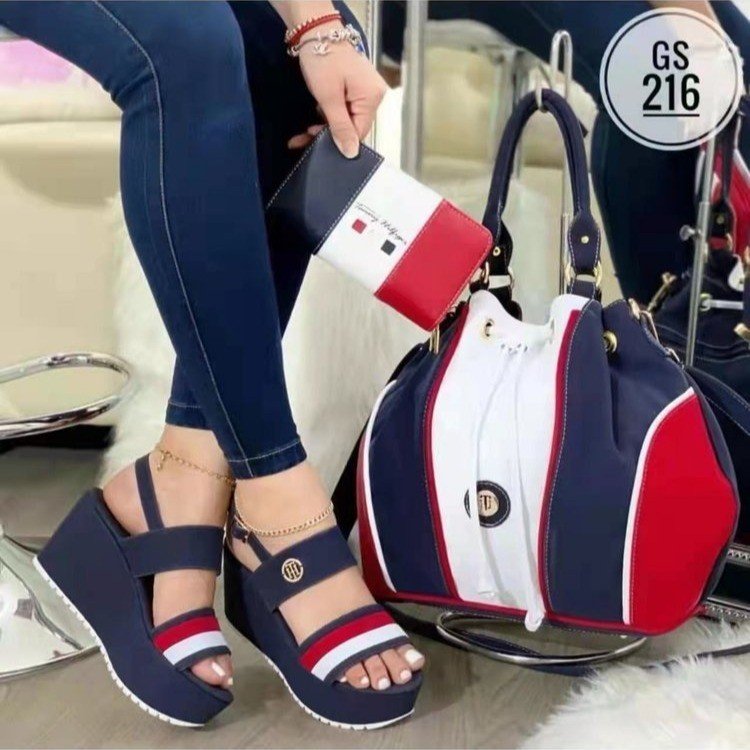 New 2022 Women Flat Sandals Summer Peep Toe New Plus Size Female Shoes Solid Color Backstrap Comfortable Casual Women's Sandals