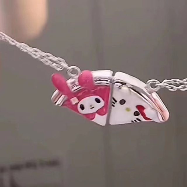 Hello Kitty & Cinnamoroll Stocking Best Friend Necklace Set