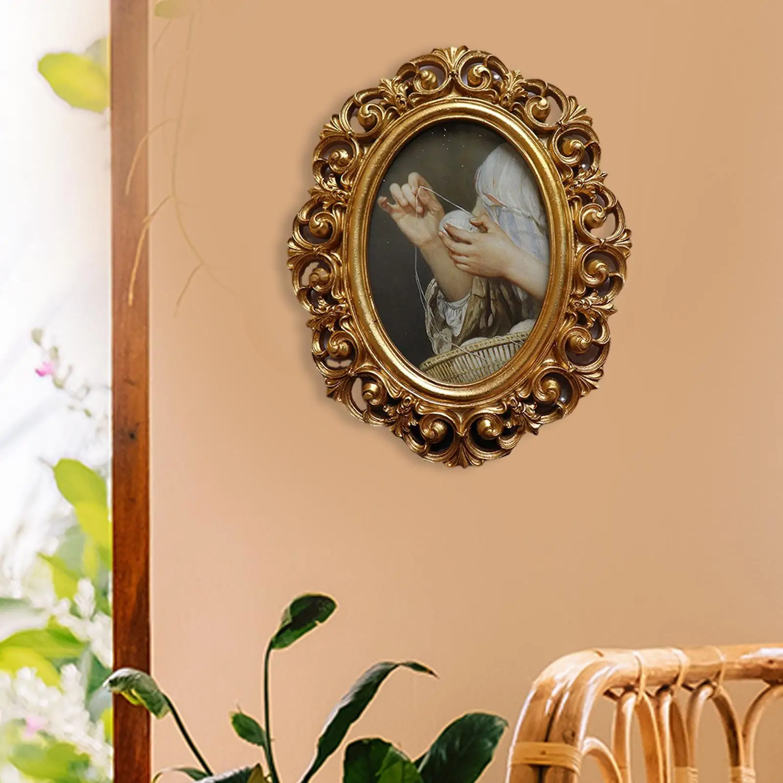 European Style Vintage Style Oval Polyresin Picture Frame Wall Mounting, Decor for Dining Room Office Photo Gallery Art Elegant