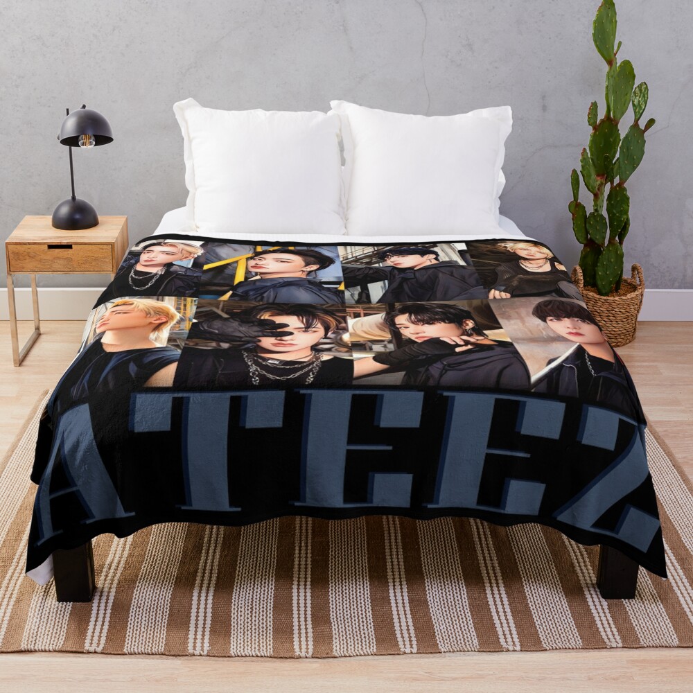 Title 3, Ateez the World Movement Group 3 Throw Blanket ...