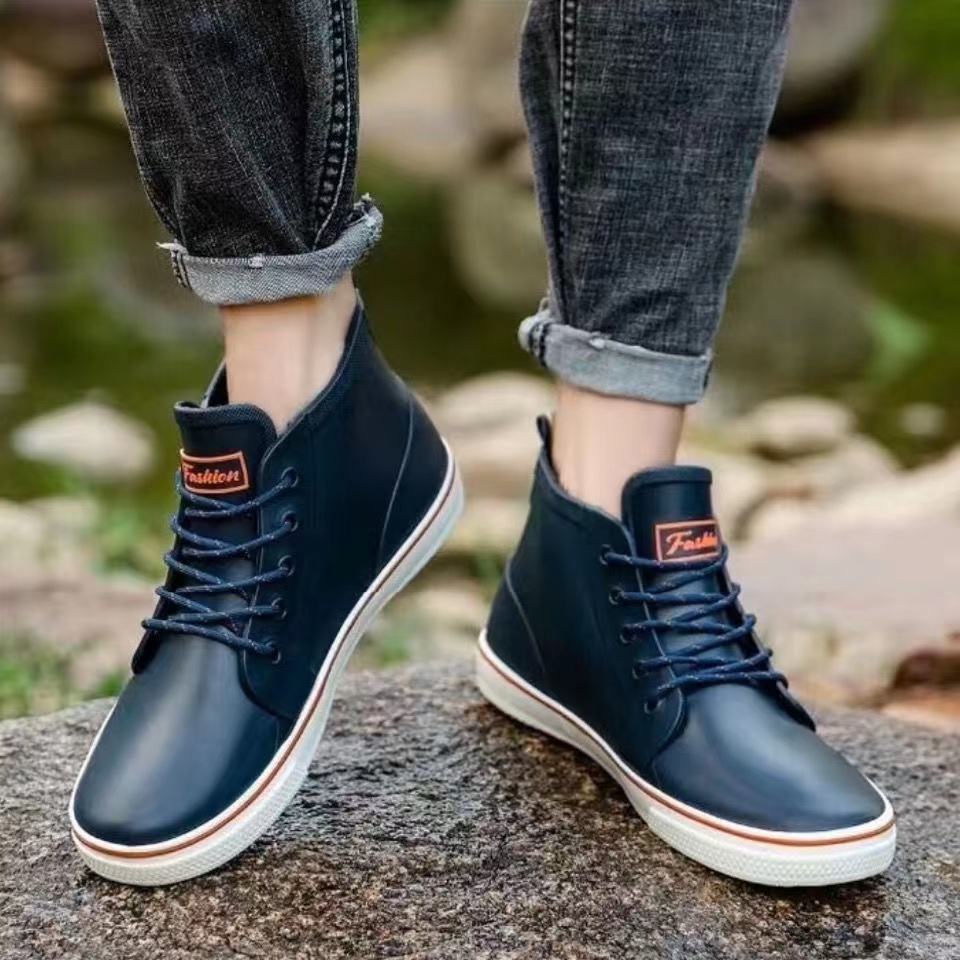 leather sneakers rain