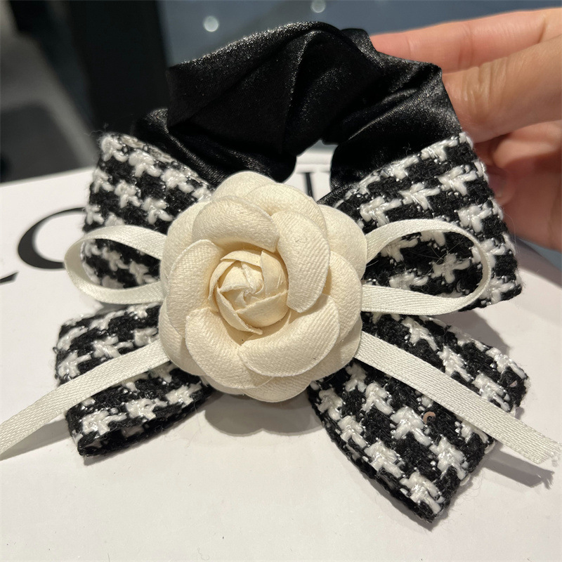 Koreanische Bowknot Blume Hahnen tritt Haar gummis Kopfschmuck einfache Kopfs eil Mädchen niedlichen Lederband Ring Cilps Mädchen Accessoires – Detail 1