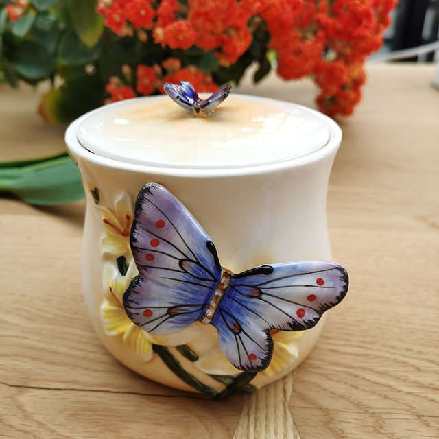 J051 Ceramic Tabletop Tea Jar Set Kitchen Accessories Home Decor Wholesale  Porcelain Butterfly Pattern Jar with Lid - China Ceramic and Decoracion De  Hogar price