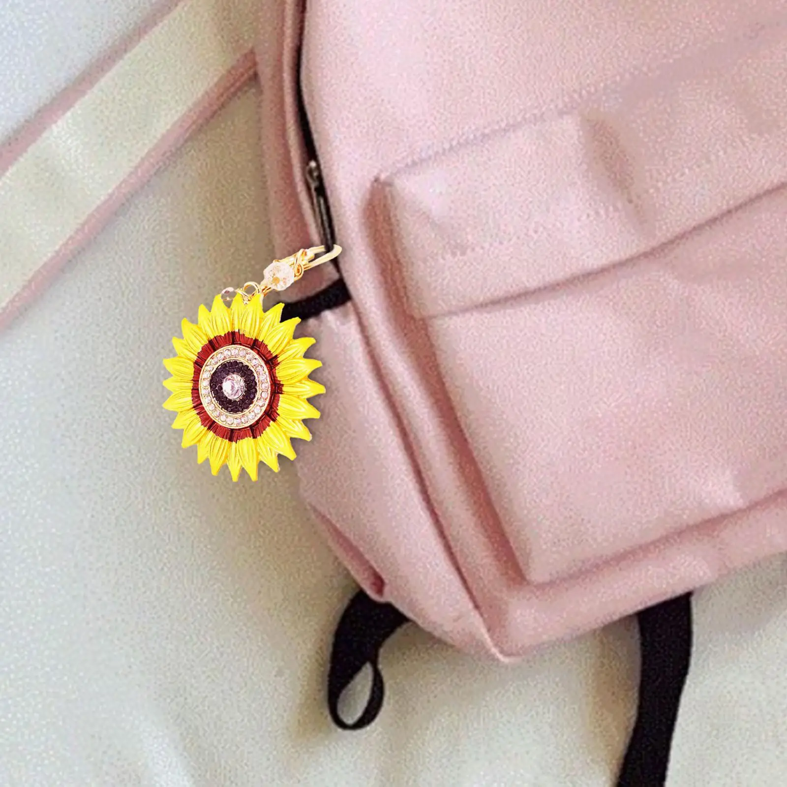 Sunflower Keyring Holder Keychains Pendant Gifts for Women Exquisite Unique Ornament for Bags Backpack Handbag Wallet