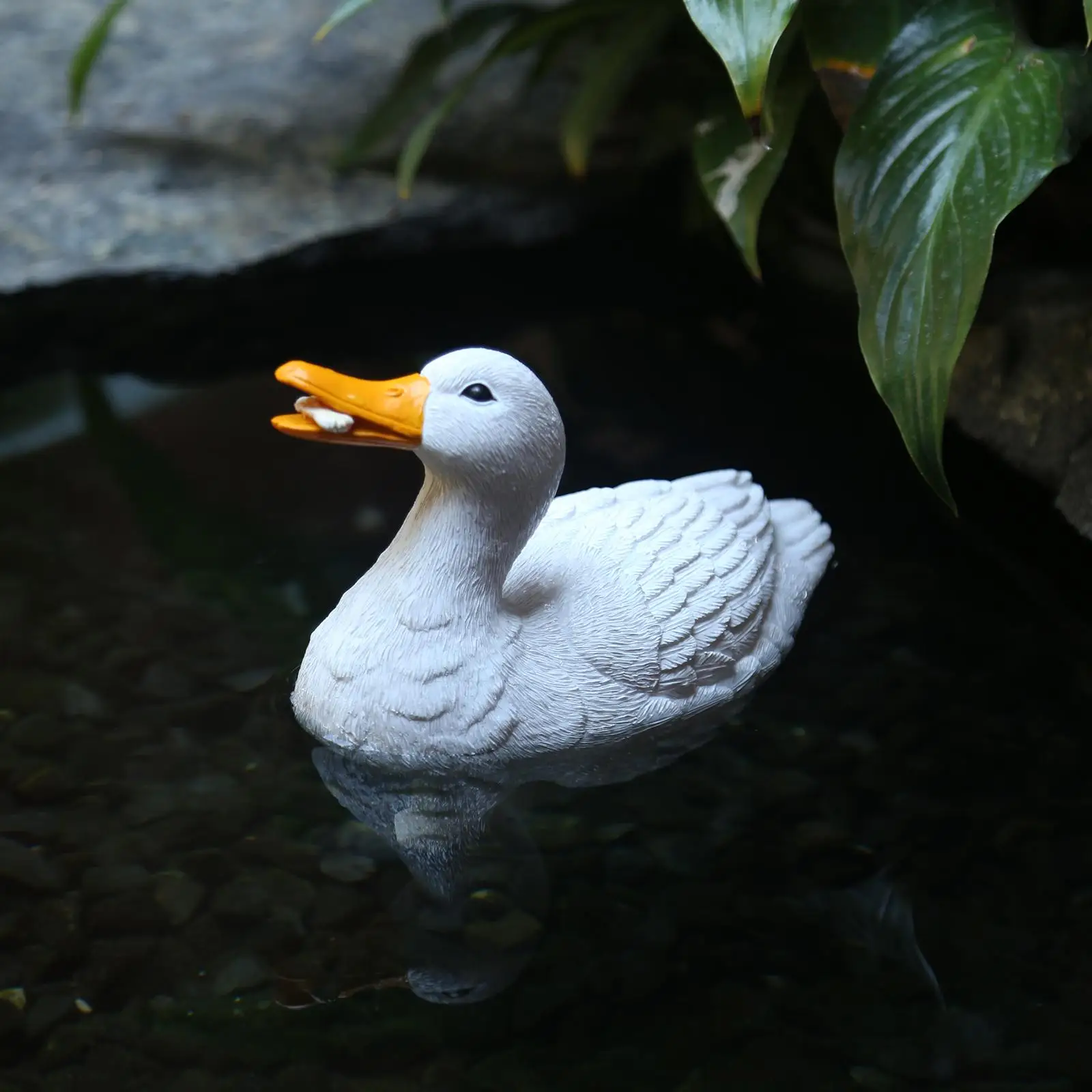 Floating Duck Ornaments Fairy Garden Statue DIY Accessories Lifelike Crafts Animals Figurine for Rockery Outdoor Table Office