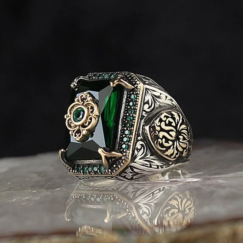 Vintage Turkish Signet Ring For Men Women Antique Silver Color Carved Eagle Ring Inlaid Green Zircon locomotive Punk Ring