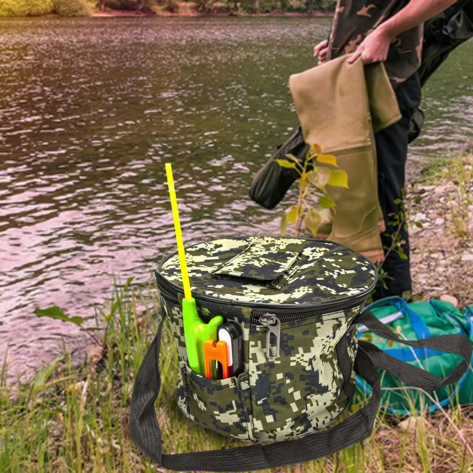 Fishing Tackle Bag Water Resistant Portable Handbag Multifunctional Oxford Fabric Shoulder Bag Organizer Fishing Accessories Bag