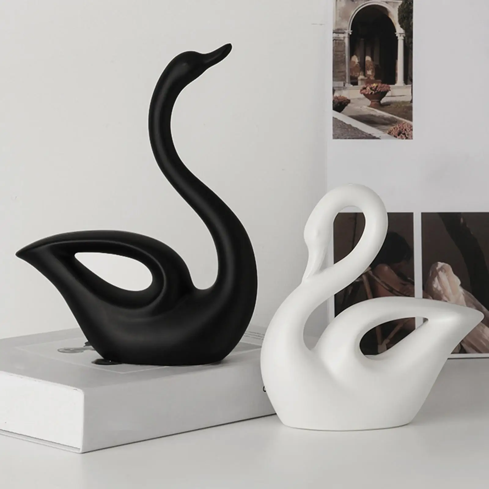 2x Nordic Couple Swans Figurines Statue for TV Cabinet Table Decoration