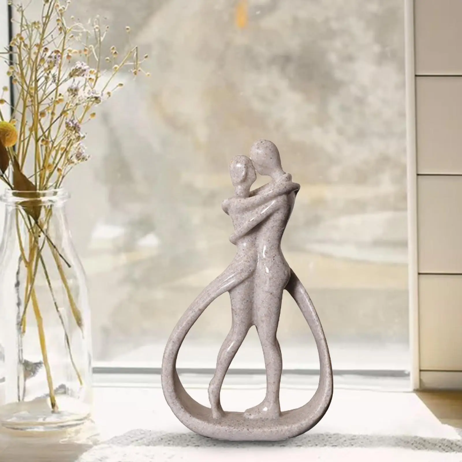 Couple Statue Romantic Modern Desktop Ornament for Office Desk Home Decor