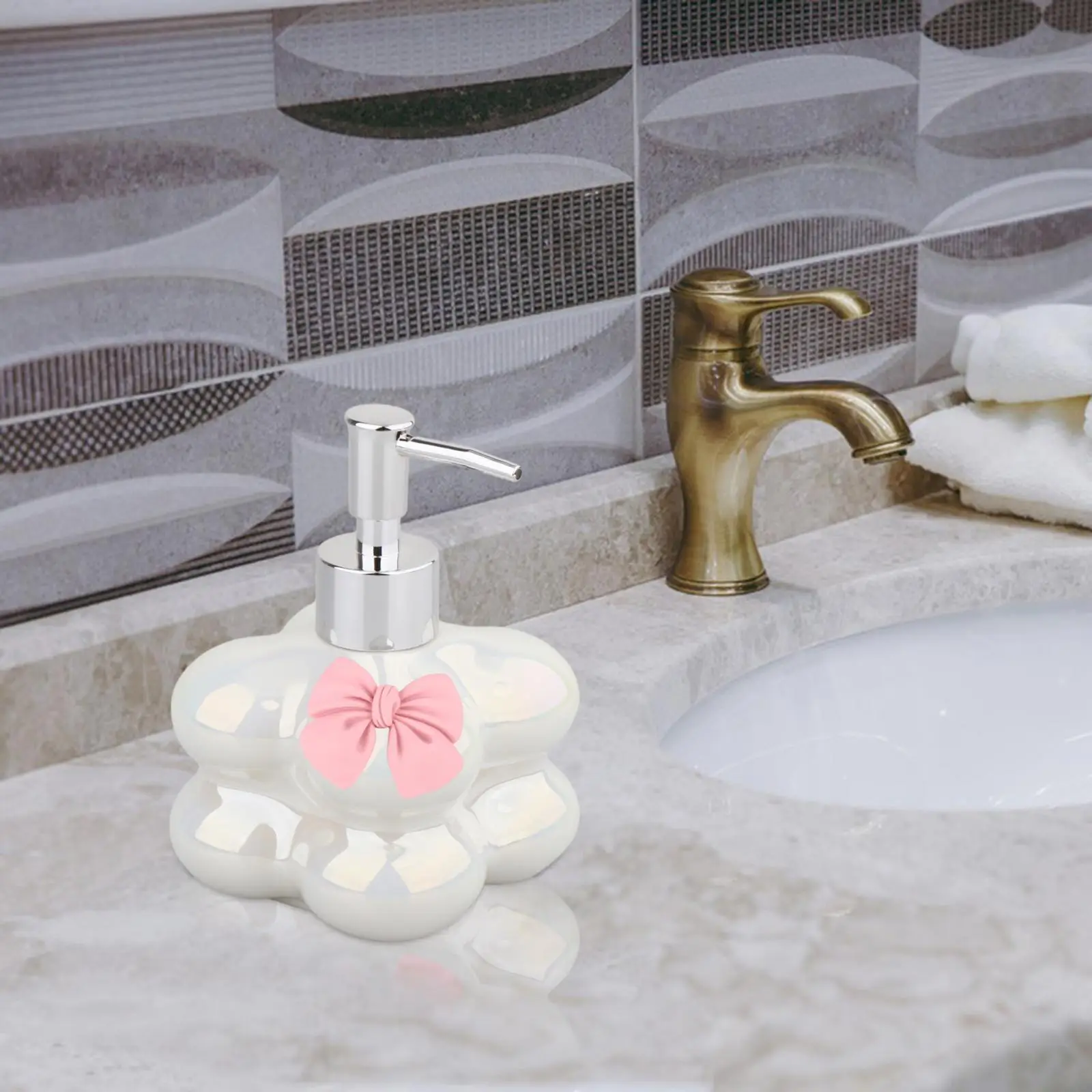 Ceramic Soap Dispenser Lotion Pump Dispenser for Kitchen Bedroom Bathroom